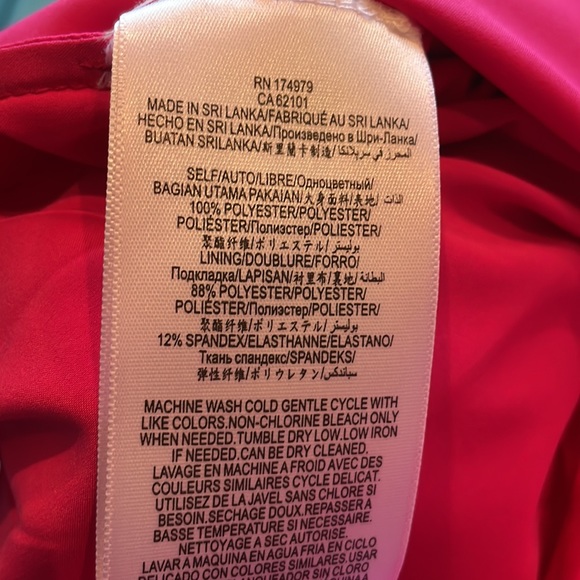 NWT BCBGMAXZRIA Dress - Picture 9 of 10